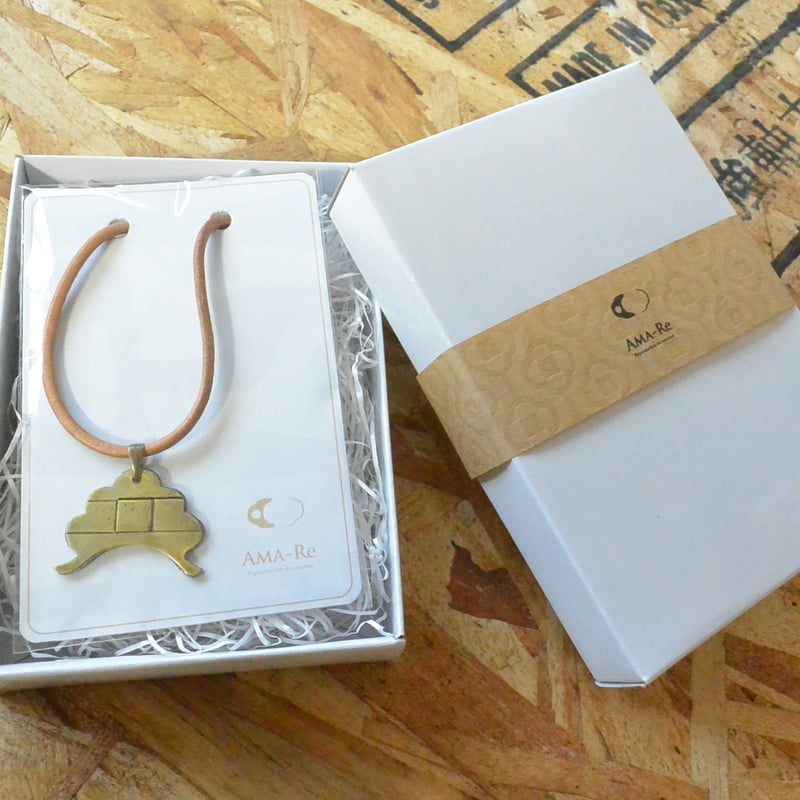 箪笥金具再生アクセサリー】イヤリング・真鍮・菊・丸・二連 | Repro