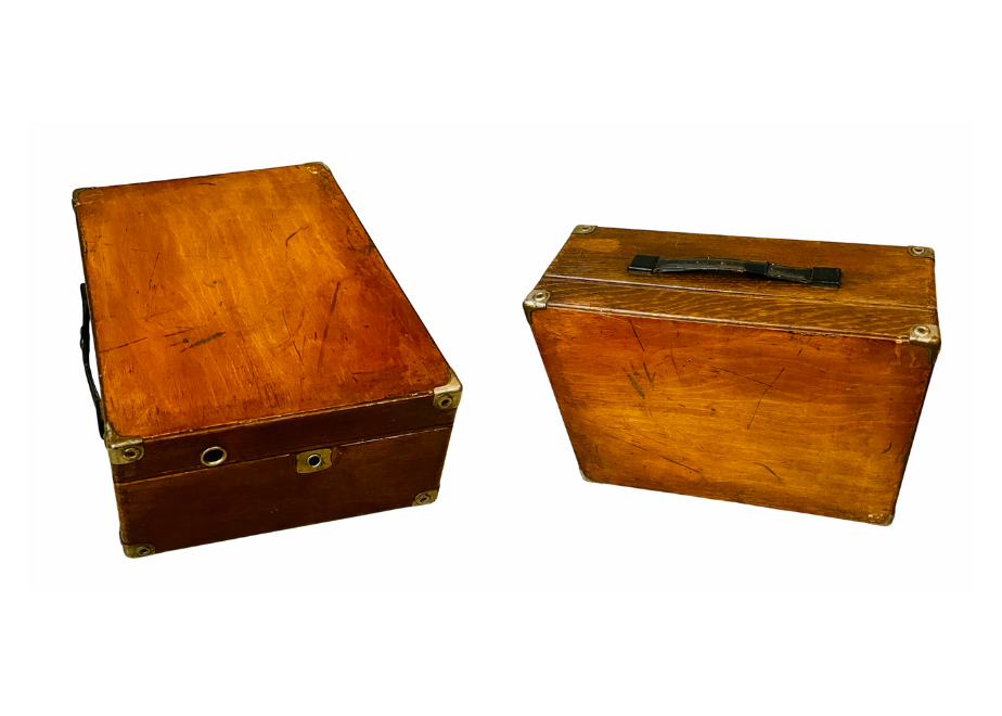 国産ポータブル型蓄音機「NICCHIKU NG-101」 | かふぇ あたらくしあ