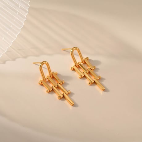 ㉖　おしゃれなピアス