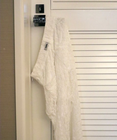 Lace Veil Capri Pants【White】 | rizotto
