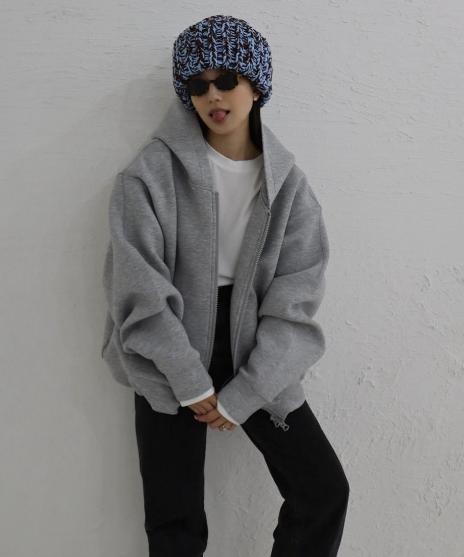 6735274b7ae10407fa91e100