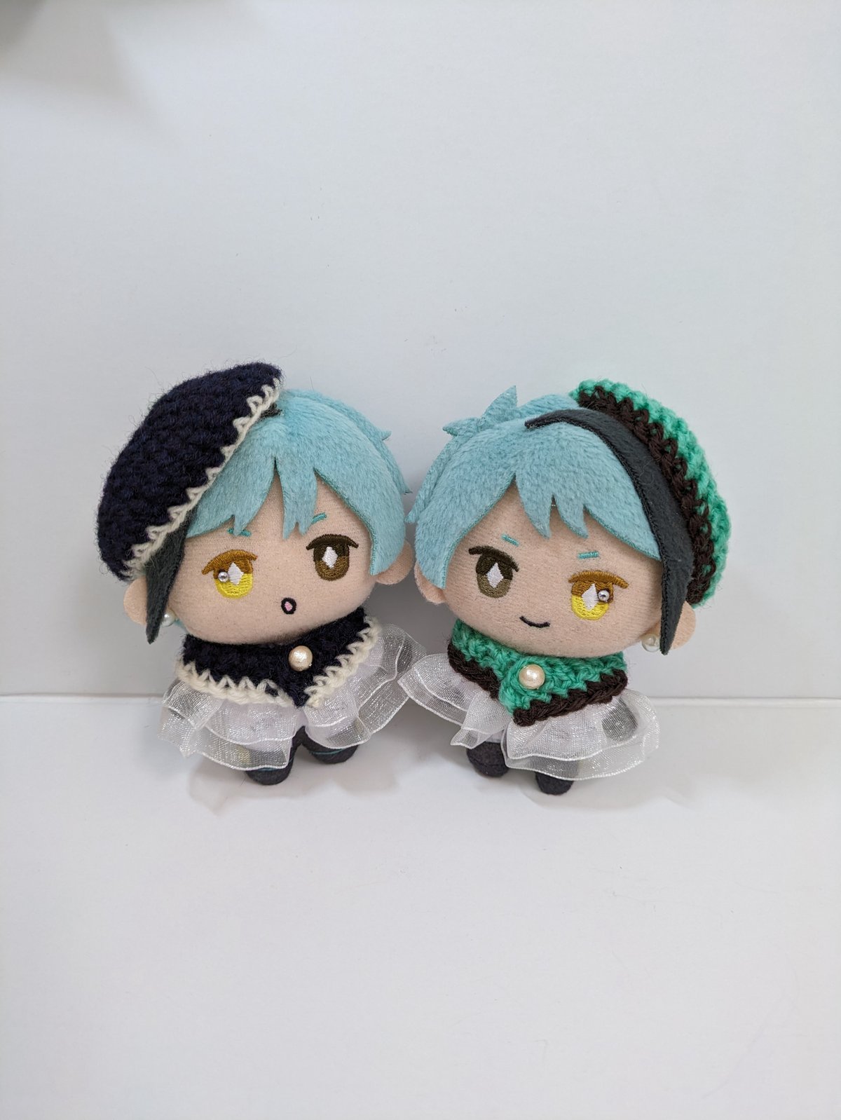 イーマリーサイズ　ケープとベレー帽　ハンドメイド 10cmぬい服 パールのケープ&ベレー帽セット | takoyuka