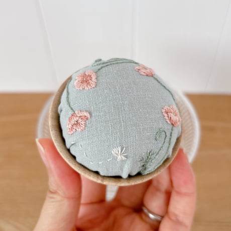 【受注販売】ヒナゲシの手刺繍針山