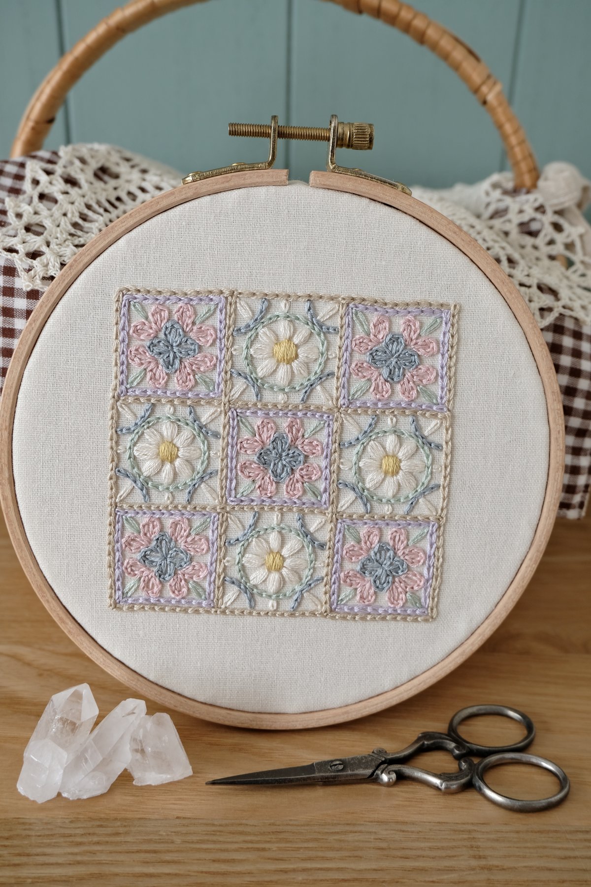 専用ページ☆刺繍のおまとめ データ販売】編み物刺繍の図案＆説明書 | itonomori