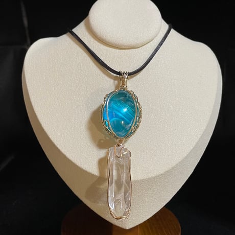 アクアオーラフラーレン 約8cm✬ Amazon.co.jp: アクアオーラQuartz Healingクリスタル
