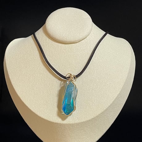 アクアオーラフラーレン 約8cm 楽天市場】レインボーオーラ神聖幾何学・水晶フラーレン(6mm玉