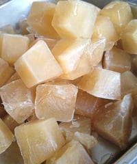BORN BROTH&MARROW CUBE（大腿骨の出汁と骨髄）