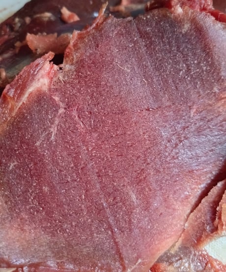 鹿肉ブロック(もも肉)