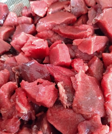 鹿肉ぶつ切り