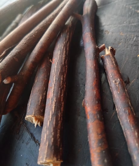 KUROMOJI STICK