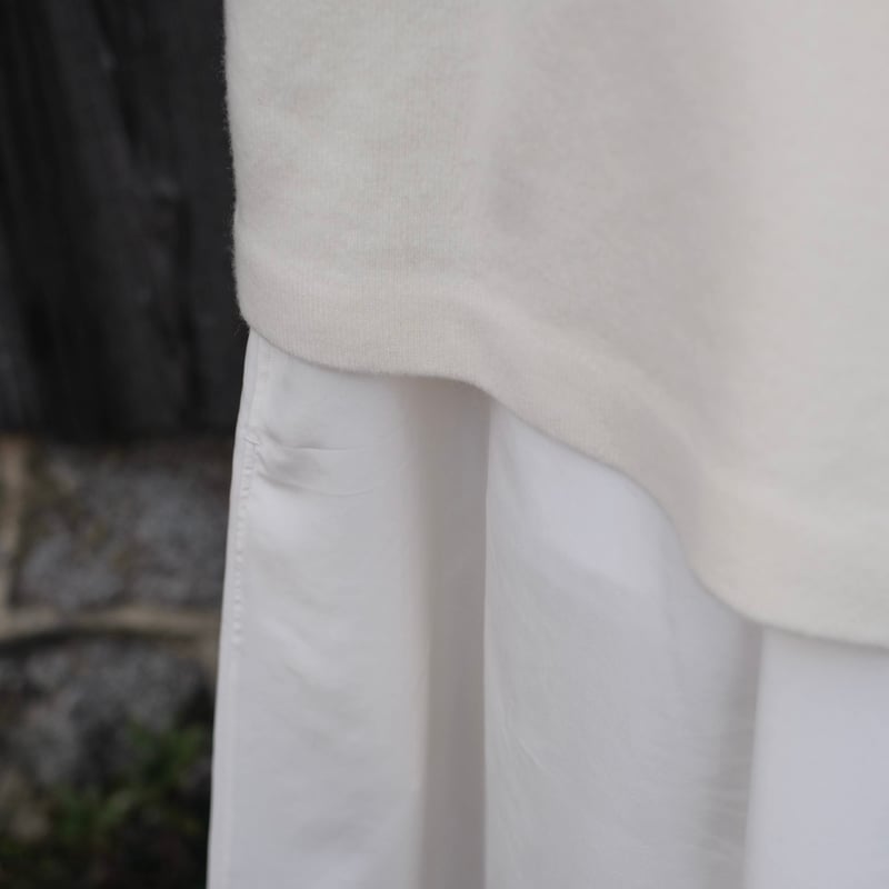 Yoli SHORT KNIT 長袖 Yoli / Short knit / White | gallery hito
