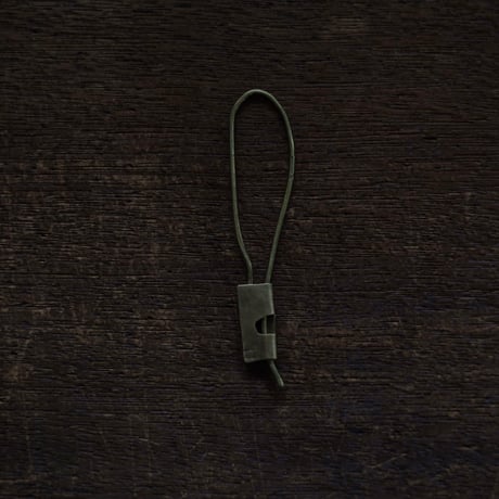 muimaur / pinch pin / brass