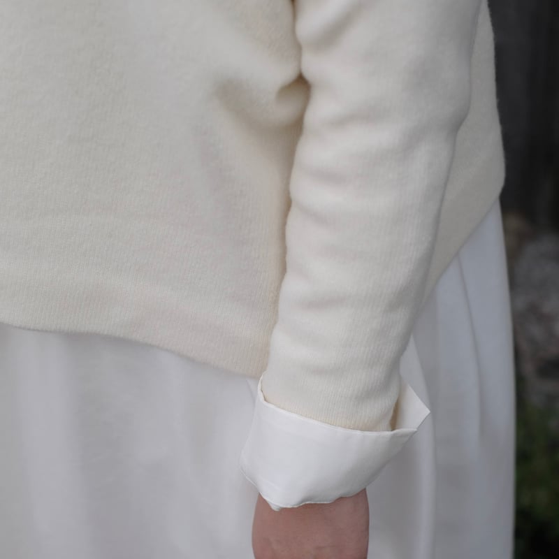 Yoli / Short knit / White | gallery hito