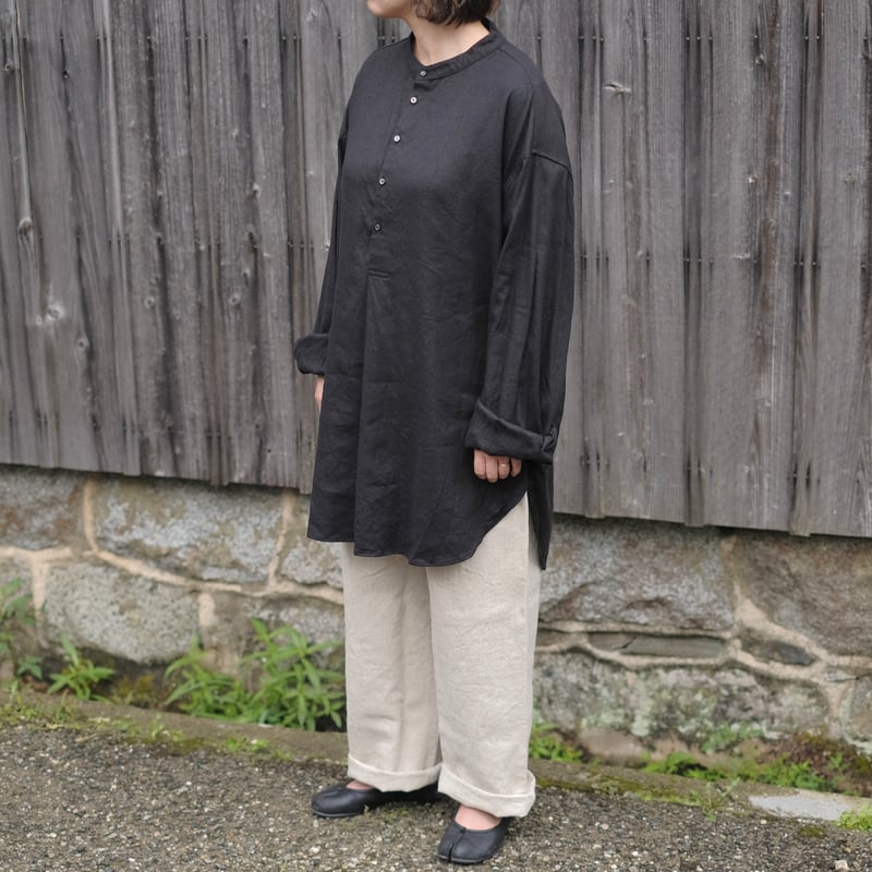 MITTAN / 綾織絹麻プルオーバーシャツ / SH-143 / 黒 | gallery hito