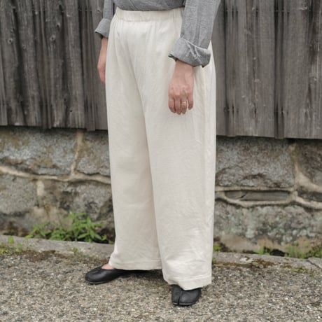 最終値下げ【美品】ゴーシュ ハイカウントリネン　ワイドパンツ　ネイビー 最終値下げ【美品】ゴーシュ ハイカウントリネン ワイドパンツ
