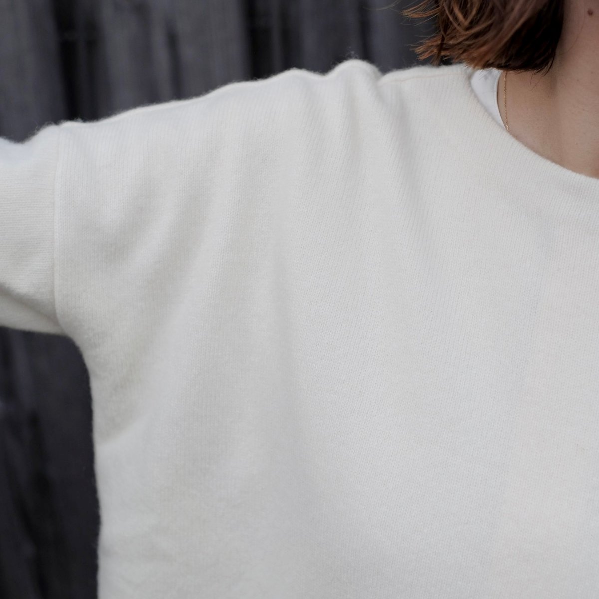 Yoli SHORT KNIT 長袖 Yoli / Short knit / White | gallery hito