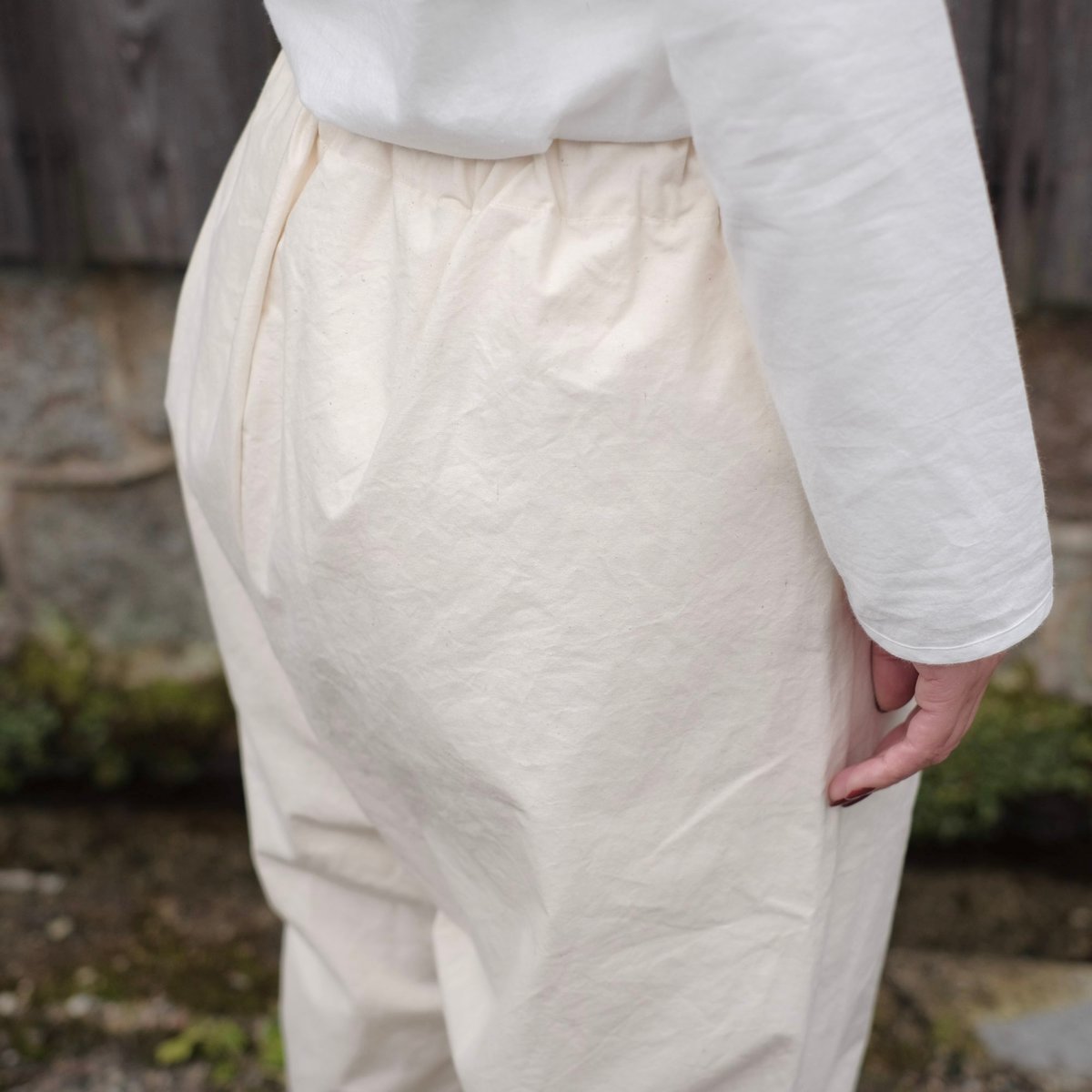 Yoli / Cotton tapered pants / O.white | gallery 
