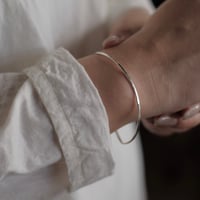 muimaur / infinity bangle / 950silver