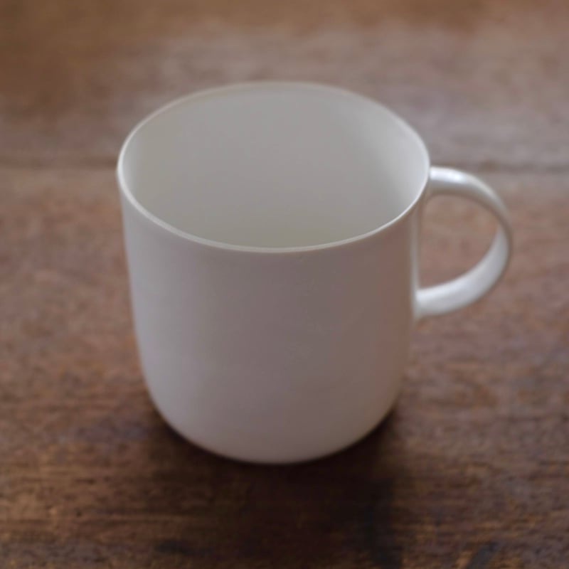studio yamahon / 白釉マグカップ L | gallery hito