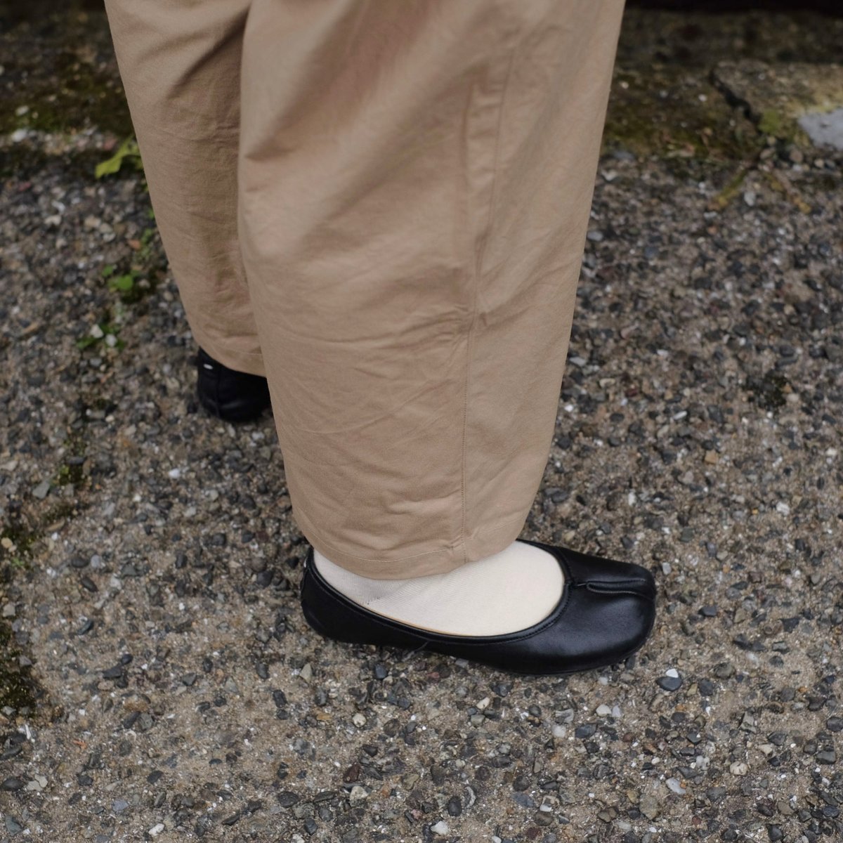 yoli wool linen pants ベージュ yoli wool linen pants ベージュ Yoli / Cotton easy pants / Beige