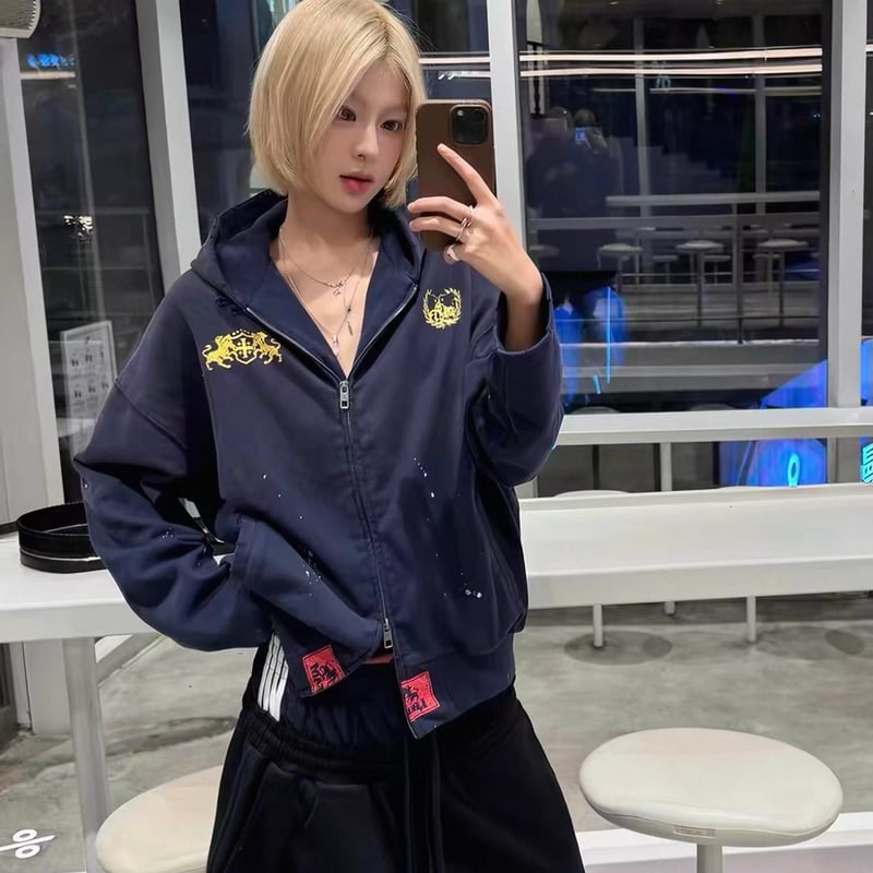 受注販売】 Emblem Painted Logo Zip Hoodie | MELLOW