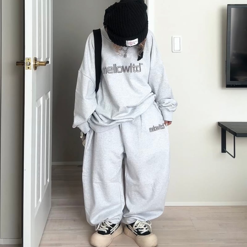 即発送】mellow logo sweat set up | MELLOW