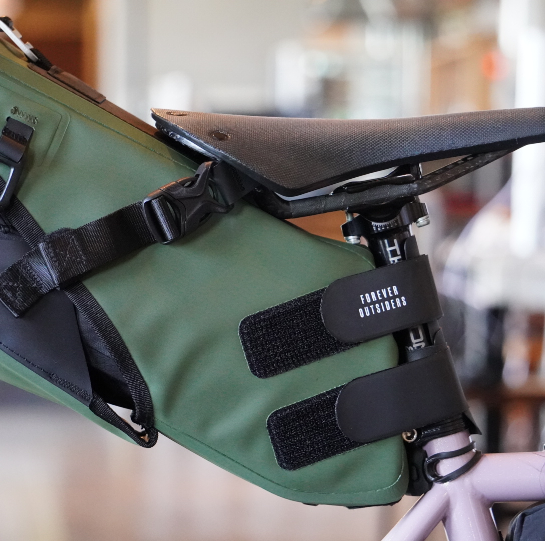 CAFE DU CYCLISTE】バイクパッキング サドルバッグ | BETTER BICY CAFE DU CYCLISTE】バイクパッキング サドルバッグ | BETTER BICY