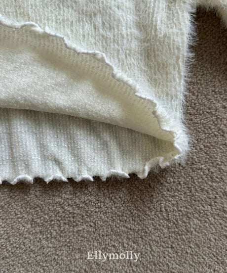 【ellymolly】Angol Lettuce Hem T-Shirt