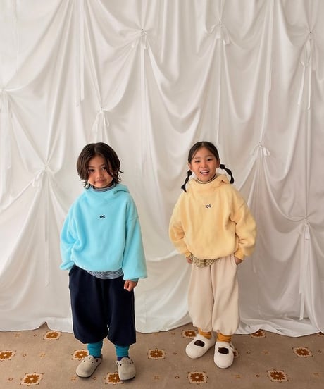 【cantuccistudio】Neck Fleece Sweatshirt