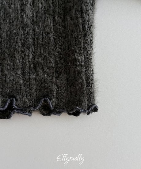 【ellymolly】Meringue Lettuce Edge Knit Tee