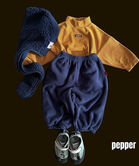 【pepper】Bee Stripe Turtleneck