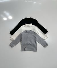 【minirobe】eyelet turtleneck tee