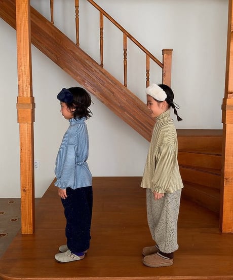 【cantuccistudio】Papillon Turtleneck Tee (Boxy Fit)