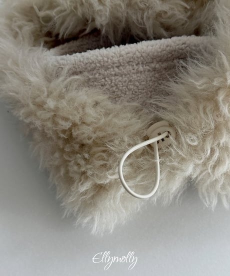 【ellymolly】Fluffy Hood Warmer