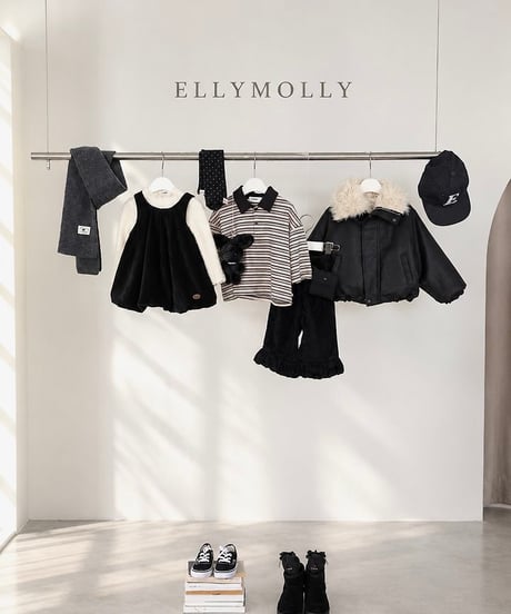 【ellymolly】Walking Velvet Dress