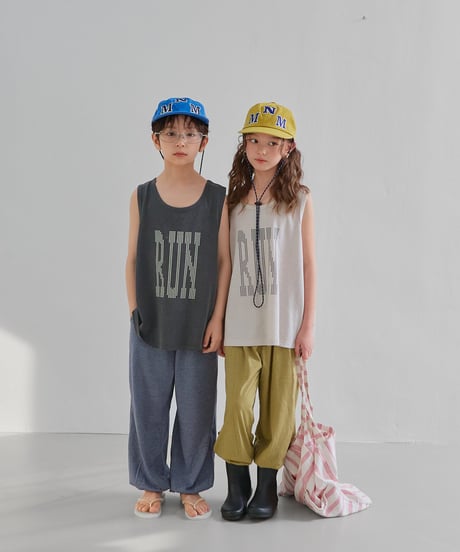 【minimal】ran sleevless