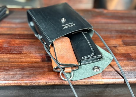 Neck Pouch（ネックポーチ）