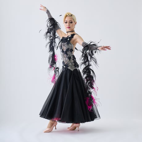 ドレスポールダンス ゆげちぃ👠ポールダンサー/セクシーインストラクター (@yugeci