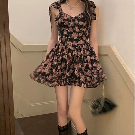 ●vintage rose×ribbon ワンピ