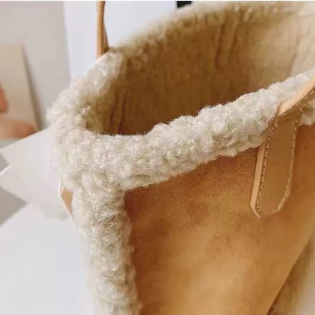 brown もこもこbag