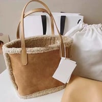 brown もこもこbag