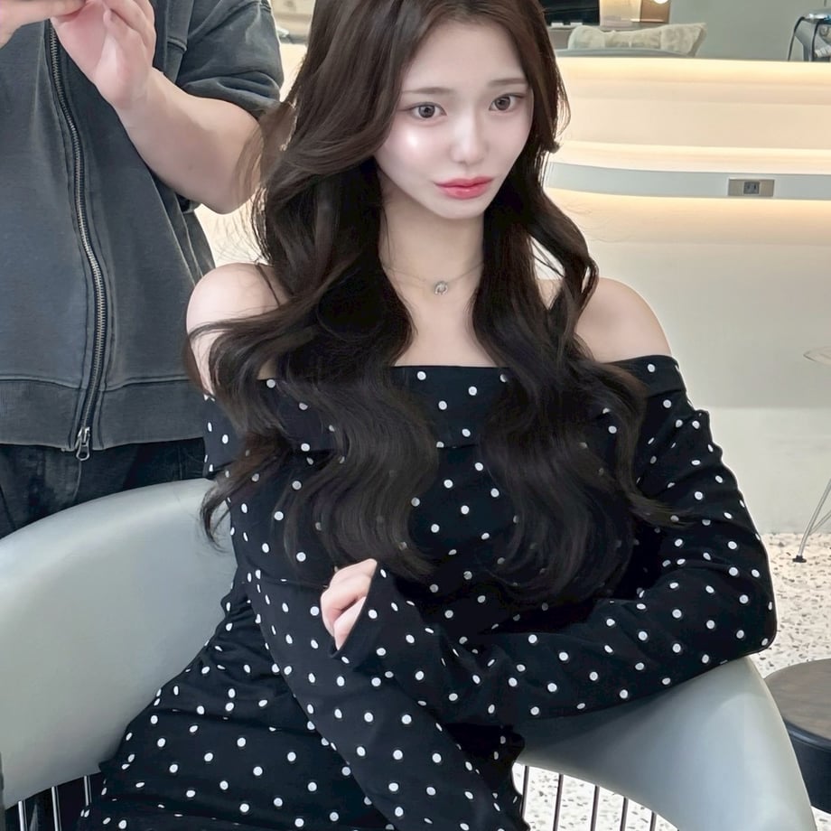 68fd5da0818613e10c21b77a