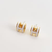 シンプルピアス 4色