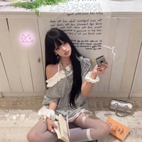 ゆるっとフリルトップス