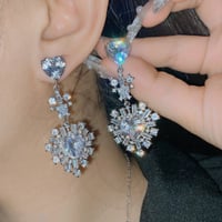 学生ランウェイ着用★ハートビジューピアス