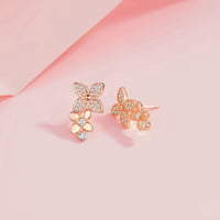 上品クローバーピアス
