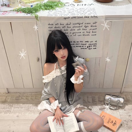 ゆるっとフリルトップス