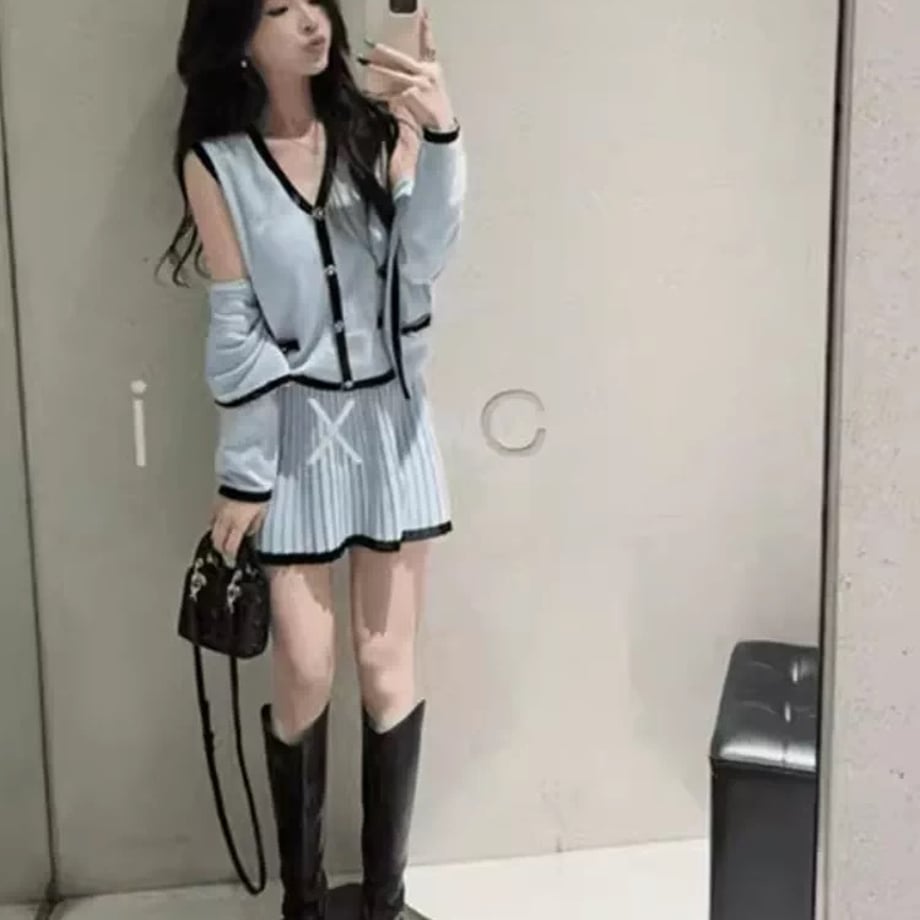 699b05cf3e68ea7ff1bb1a3a