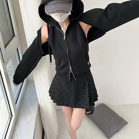 残り僅かY2K変形パーカー3色