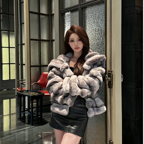 volume far coat